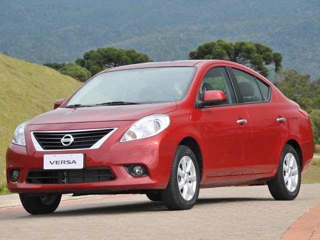 Nissan versa publicit